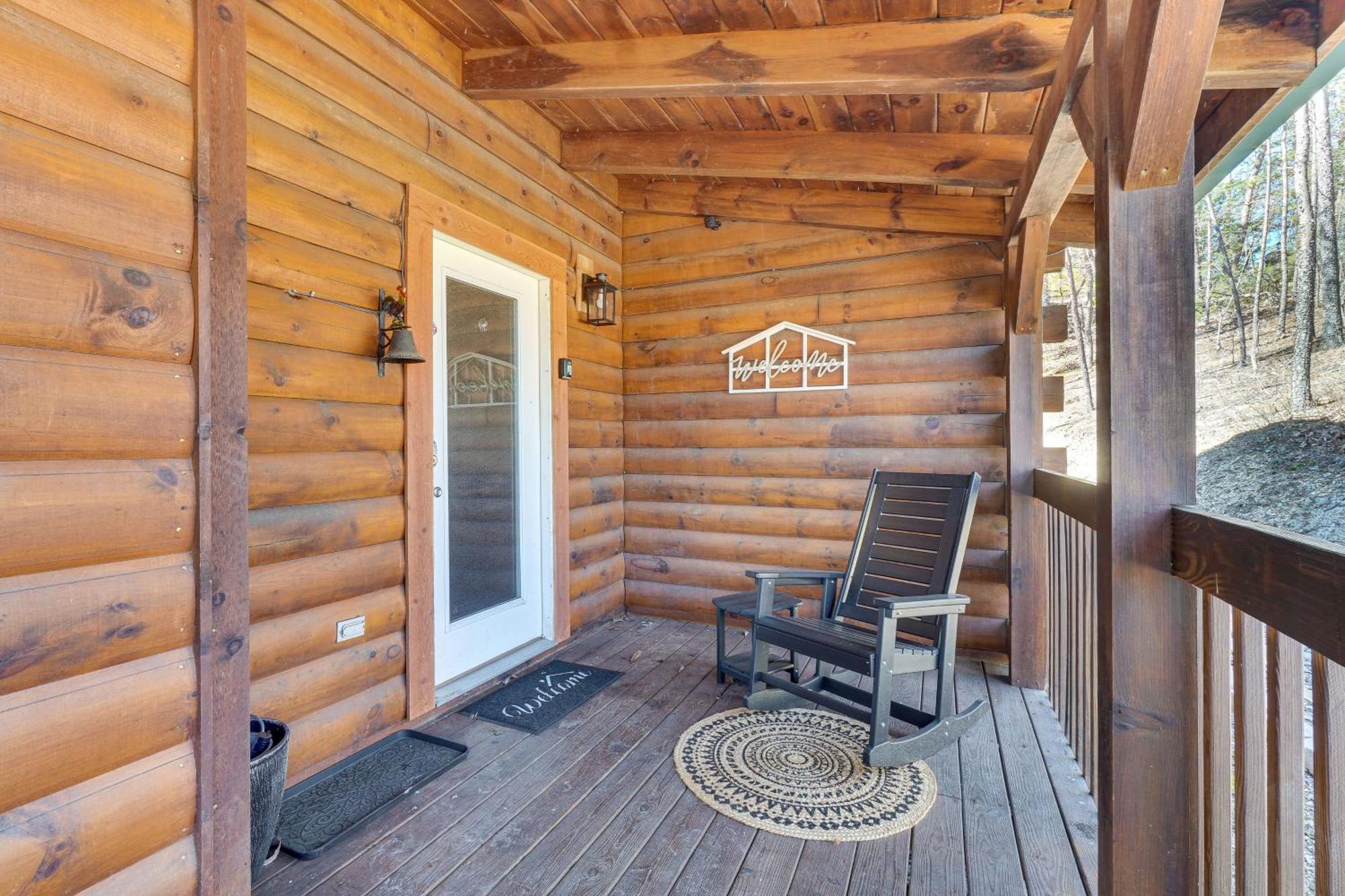 Sevierville Cabin With Deck Minutes To Pigeon Forge מראה חיצוני תמונה