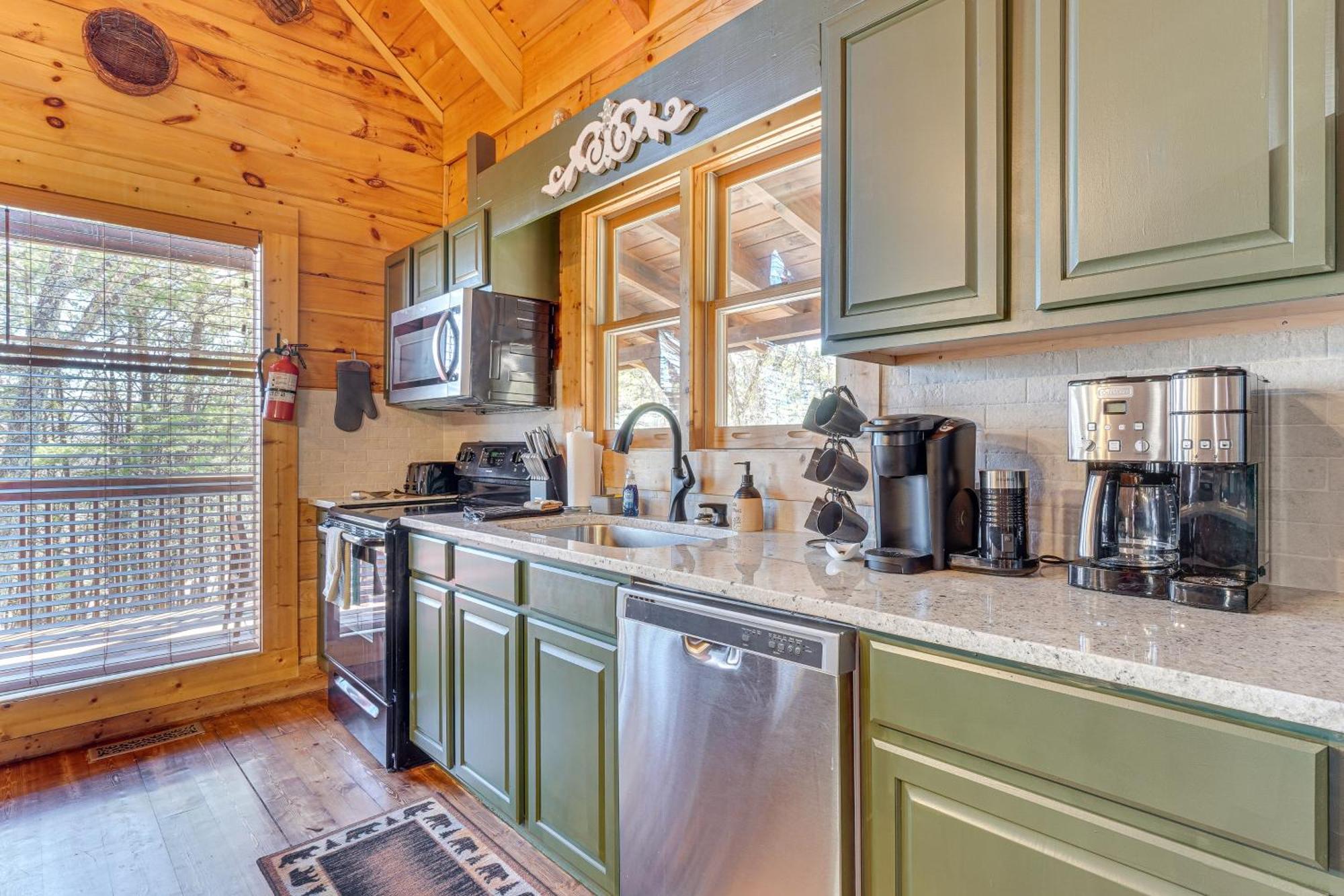 Sevierville Cabin With Deck Minutes To Pigeon Forge מראה חיצוני תמונה
