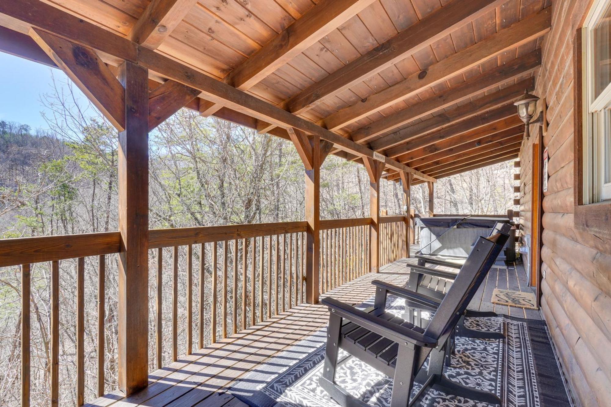 Sevierville Cabin With Deck Minutes To Pigeon Forge מראה חיצוני תמונה